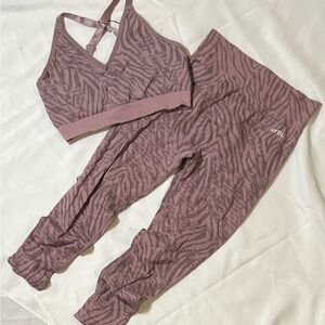 AYBL Women's Mauve Zebra Print Sports Bra and Leggings Set